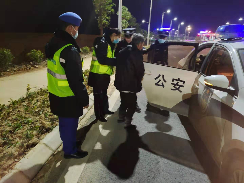 图片 1 图片 1