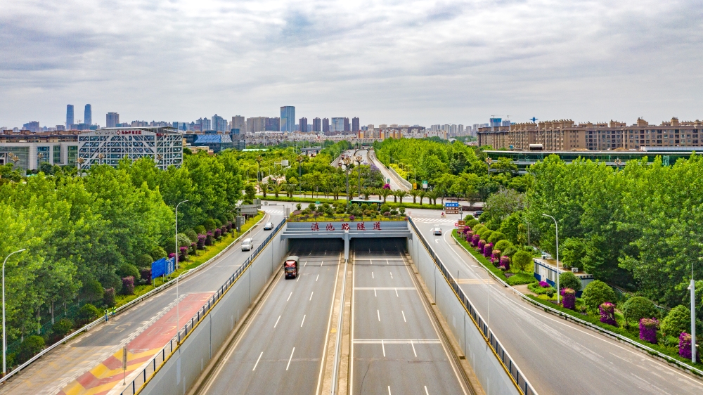 南连接线滇池路隧道